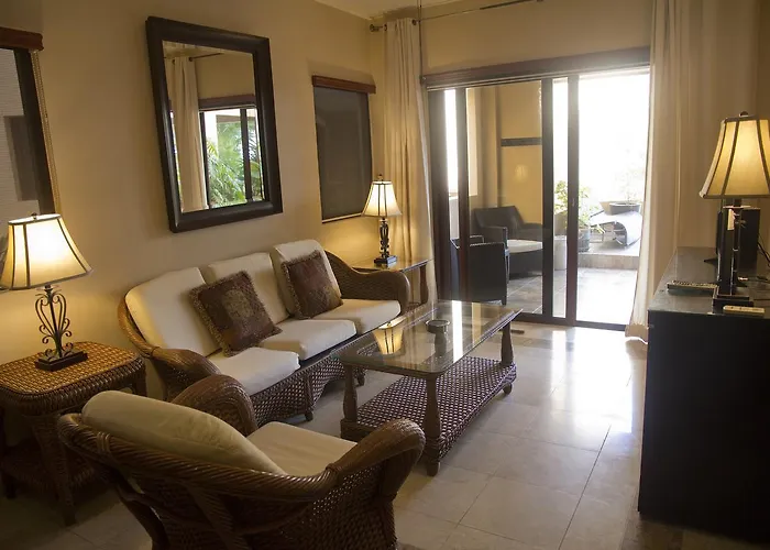 El Faro Ground Level Reef 106 Aparthotel