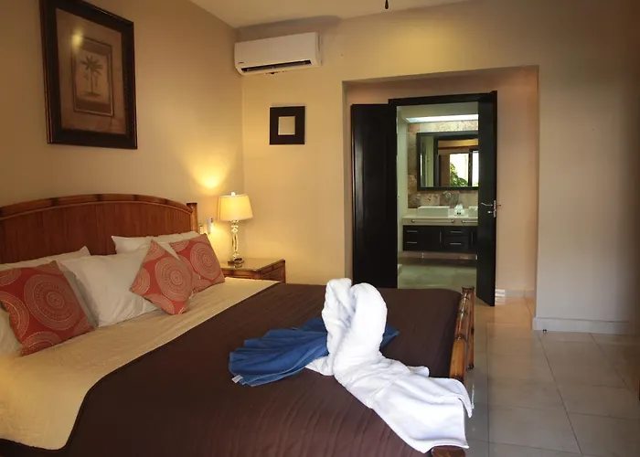 Aparthotel El Faro Ground Level Reef 106
