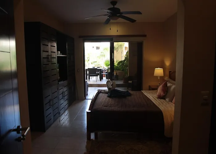 El Faro Ground Level Reef 106 Aparthotel